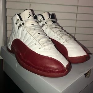 Air Jordan 12 Retro Cherry (2009) Size 10.5